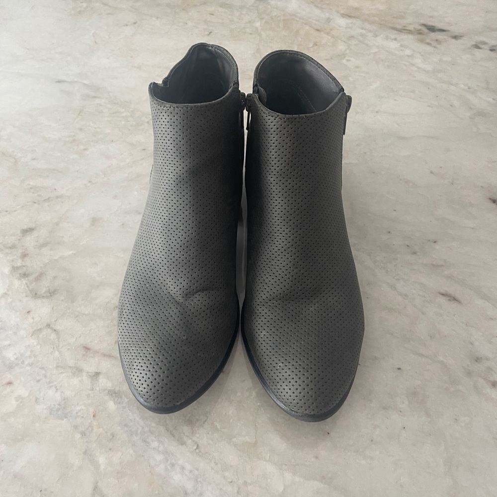 Esprit Gray Ankle Booties Minimalist Design